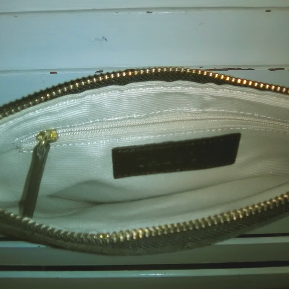 Talbots Small Crossbody Bag - Picture 4 of 4